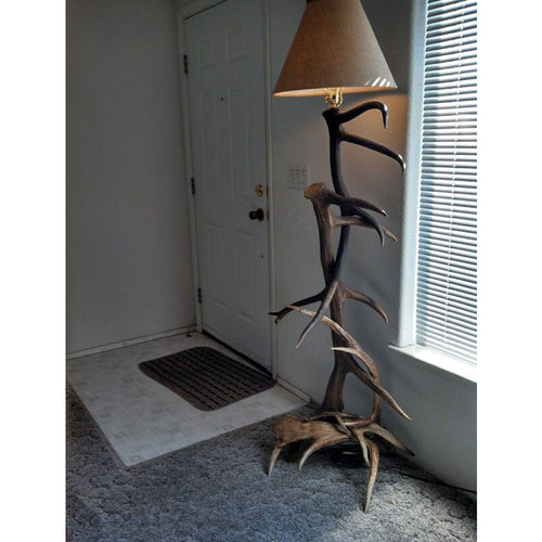 Abajur de Chão Arizona - Chifre de Cervo