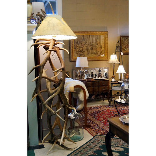 Abajour de Chão Yellowstone - Chifre De Cervo ELK